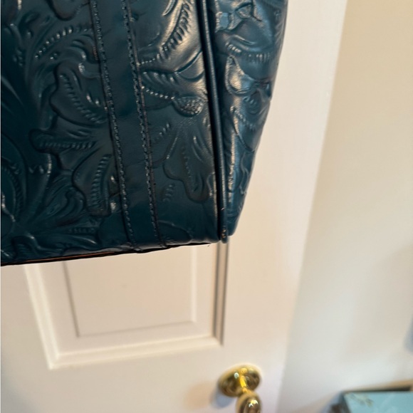 Patricia Nash Elegant Teal Embossed Tote Bag - Picture 3 of 4